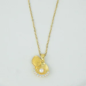 Gold Shell Pearl Pendant Necklace